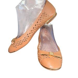 Vince Camuto Celindan Women Size 6.5 Sand Color Leather Cutout Bow Ballet Flats